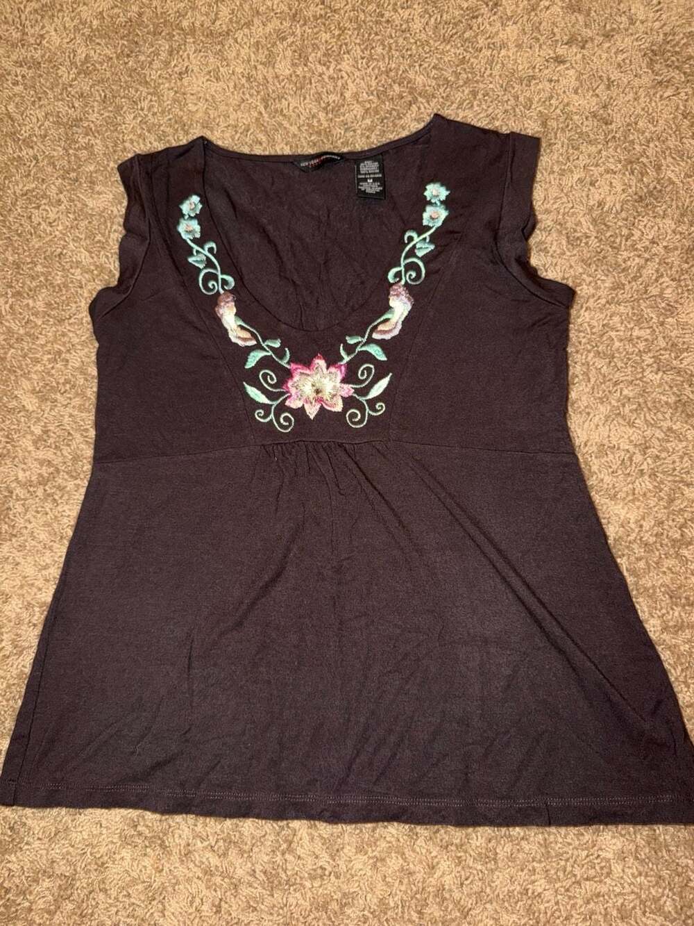 New York & Company Brown Floral Embroidered V-Neck Sleeveless Top Size M